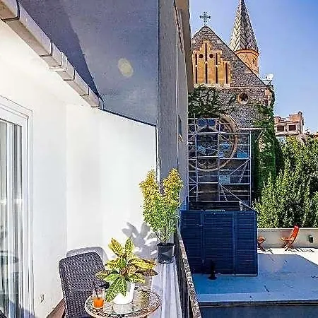 Historic Galata 4*